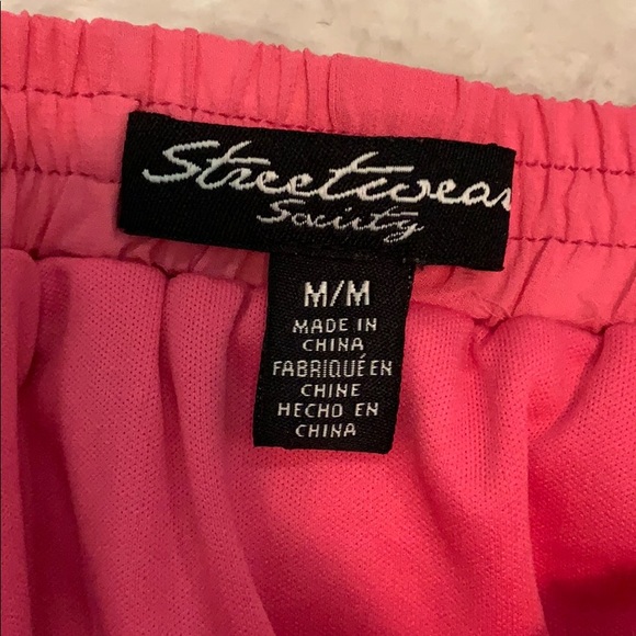 pink skirt - Picture 2 of 2